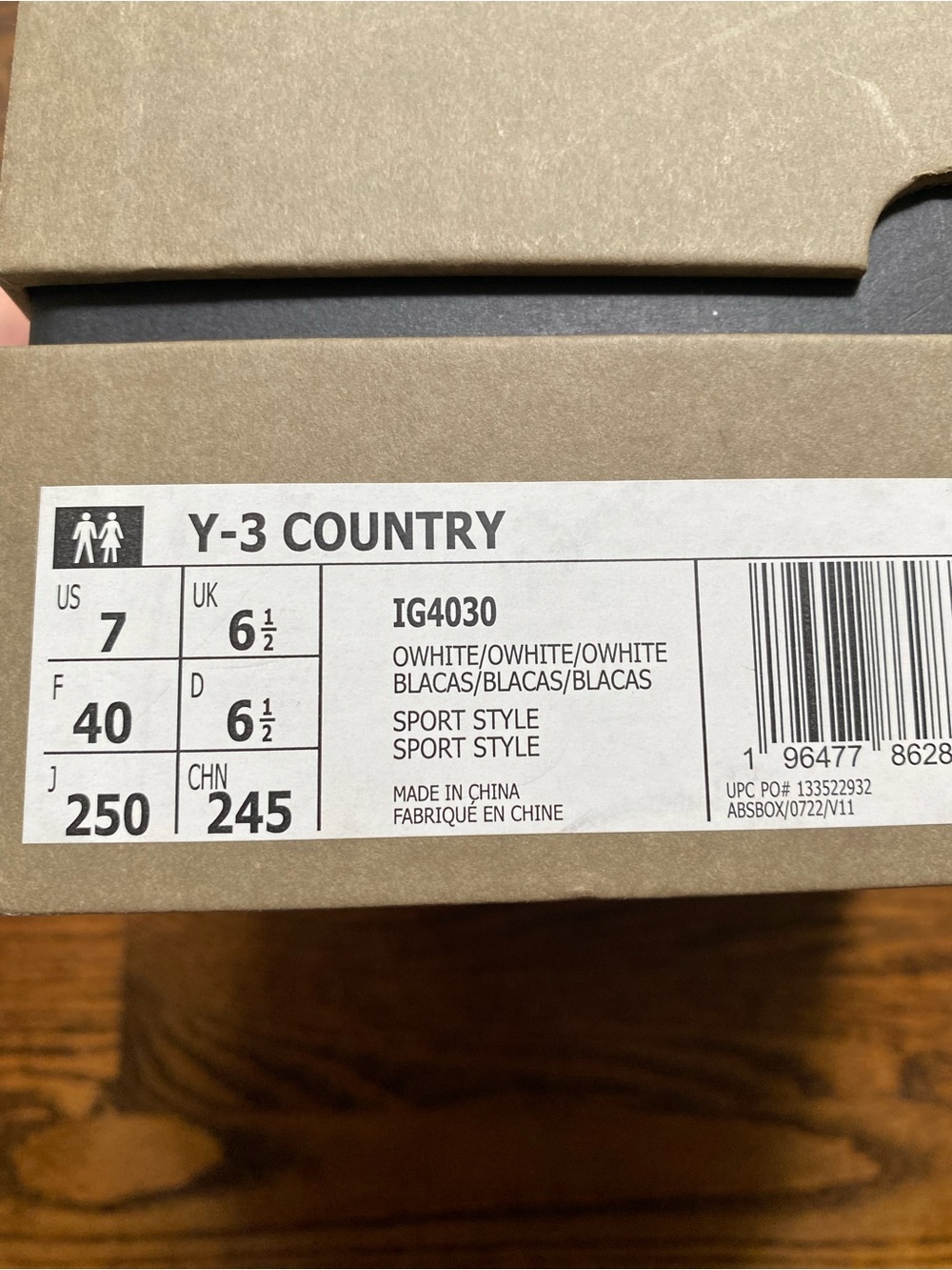 Y-3 "Country" Off-White Leather Low-Top Sneakers - Picture 11 of 11